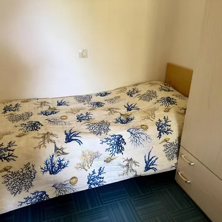 Lovely With Pool, Garden And Fireplace * Bibione
